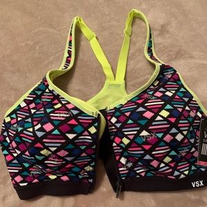 VS Front Close Knockout Sports Bra NWT 36C